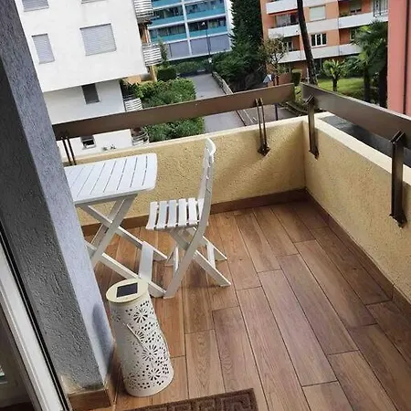 Apartment Ac-free Wifi - Free Parking - 3sleep- 5minutes Walk To Station - Close To The Lake *