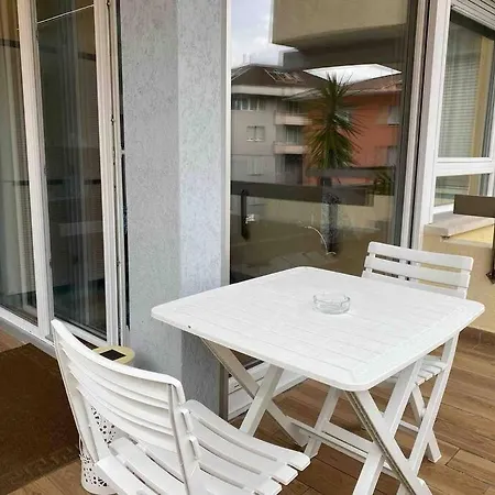 Ac-free Wifi - Free Parking - 3sleep- 5minutes Walk To Station - Close To The Lake Paradiso