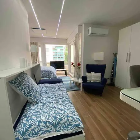 Appartamento Ac-free Wifi - Free Parking - 3sleep- 5minutes Walk To Station - Close To The Lake *