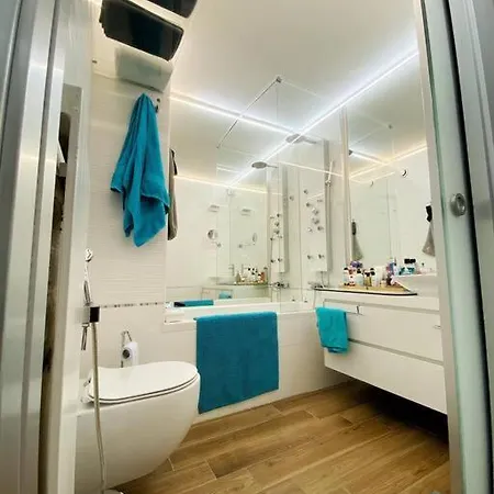 Ac-free Wifi - Free Parking - 3sleep- 5minutes Walk To Station - Close To The Lake * Paradiso